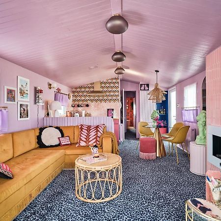 Fun Barbie Inspired, 6 Berth Caravan - Camber Sands Holiday Park, Near The Beach Eksteriør billede