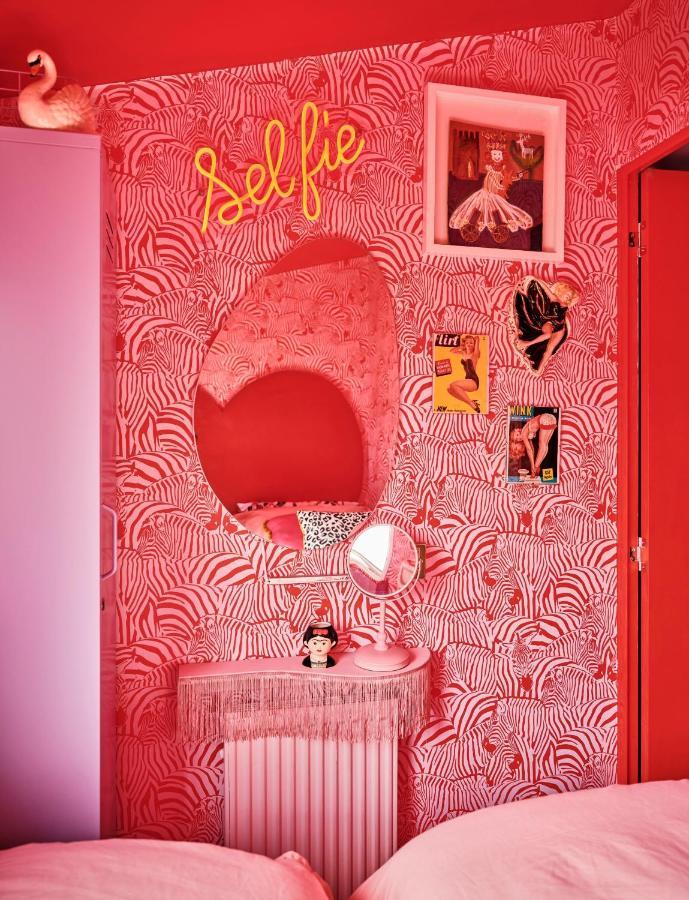 Fun Barbie Inspired, 6 Berth Caravan - Camber Sands Holiday Park, Near The Beach Eksteriør billede